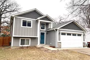 646 Grafton Ave N, Oakdale, MN 55128 - Photo 5