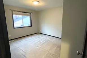 646 Grafton Ave N, Oakdale, MN 55128 - Photo 19