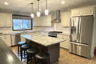 646 Grafton Ave N, Oakdale, MN 55128 - Photo 7