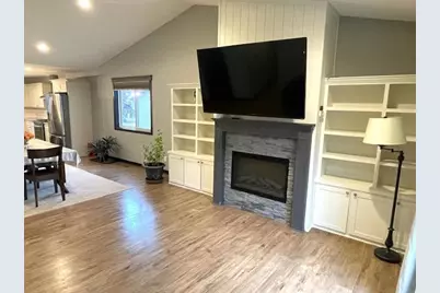 646 Grafton Avenue N, Oakdale, MN 55128 - Photo 11