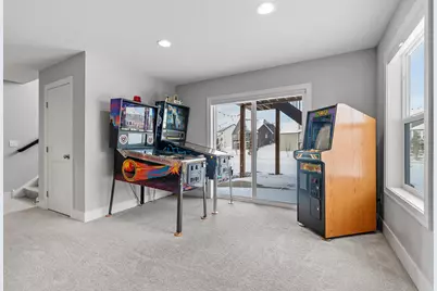 7529 Urbandale Lane N, Maple Grove, MN 55311 - Photo 47