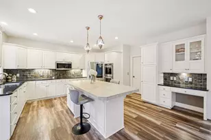 14638 Boulder Pointe Rd, Eden Prairie, MN 55347 - Photo 13