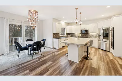 14638 Boulder Pointe Road, Eden Prairie, MN 55347 - Photo 11