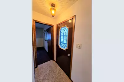 302 8th Avenue NW, Pipestone, MN 56164 - Photo 13