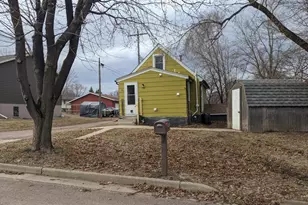 408 11th Street S, New Ulm, MN 56073 - Photo 3