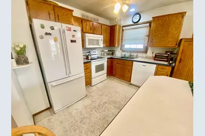 4609 NW 14th Avenue NW, Rochester, MN 55901 - Photo 11