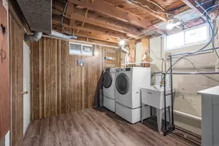 327 20th Ave N, Saint Cloud, MN 56303 - Photo 17