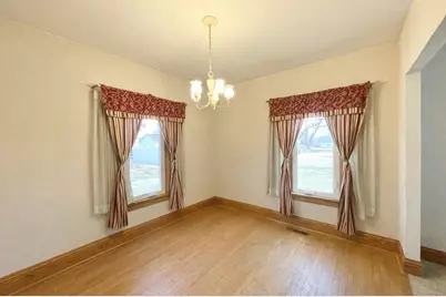 404 6th Avenue W, Lamberton, MN 56152 - Photo 5