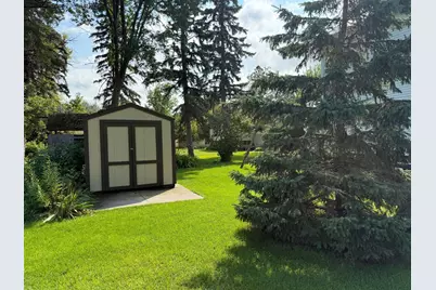 811 E Division Street, Elbow Lake, MN 56531 - Photo 11