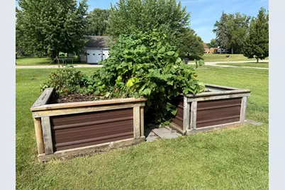 811 E Division Street, Elbow Lake, MN 56531 - Photo 13