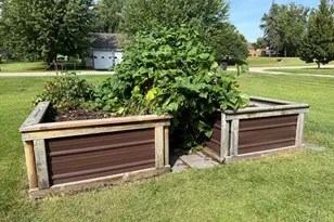 811 E Division St, Elbow Lake, MN 56531 - Photo 13