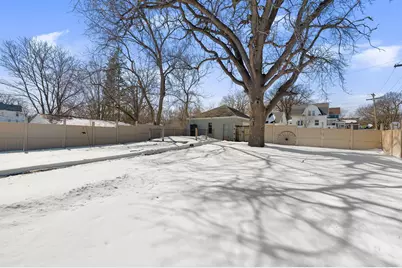 330 Riverside Avenue, Owatonna, MN 55060 - Photo 11