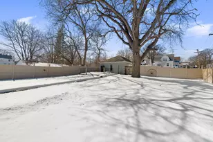 330 Riverside Ave, Owatonna, MN 55060 - Photo 11