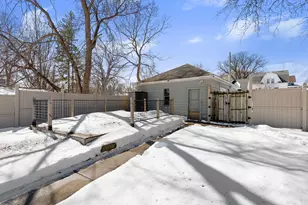 330 Riverside Ave, Owatonna, MN 55060 - Photo 9