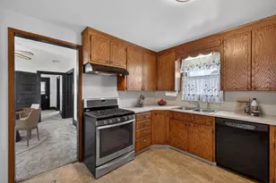 815 E Center St, Rochester, MN 55904 - Photo 17