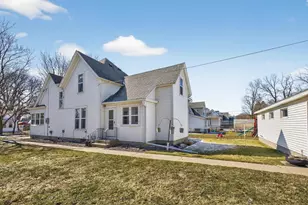 815 E Center St, Rochester, MN 55904 - Photo 29