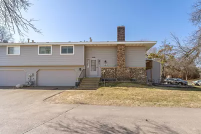 11911 71st Avenue N, Maple Grove, MN 55369 - Photo 1