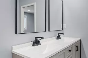 101 W 93rd St, Bloomington, MN 55420 - Photo 19