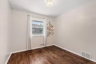 101 W 93rd St, Bloomington, MN 55420 - Photo 21