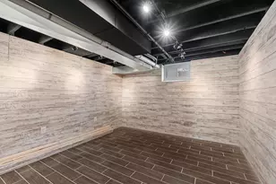 101 W 93rd St, Bloomington, MN 55420 - Photo 31