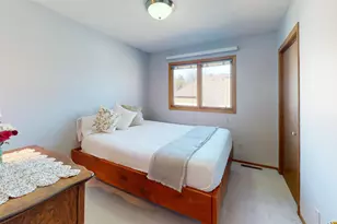 609 20th Ave SW, Rochester, MN 55902 - Photo 21