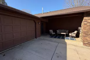 609 20th Ave SW, Rochester, MN 55902 - Photo 3