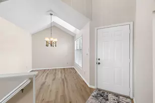 1217 Pondview Ln, White Bear Lake, MN 55110 - Photo 5