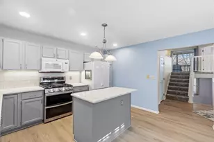 1217 Pondview Ln, White Bear Lake, MN 55110 - Photo 11