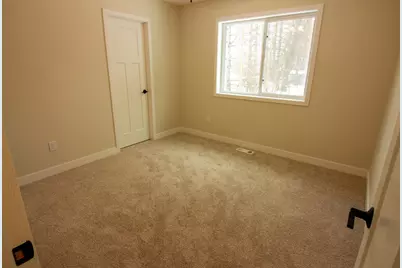1105 2nd Street SE, Faribault, MN 55021 - Photo 11