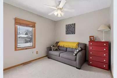 9311 Thomas Avenue N, Brooklyn Park, MN 55444 - Photo 17