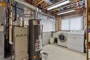 9311 Thomas Ave N, Brooklyn Park, MN 55444 - Photo 31