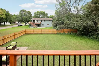 9311 Thomas Avenue N, Brooklyn Park, MN 55444 - Photo 37