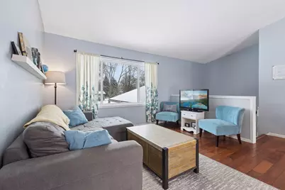 9311 Thomas Avenue N, Brooklyn Park, MN 55444 - Photo 5