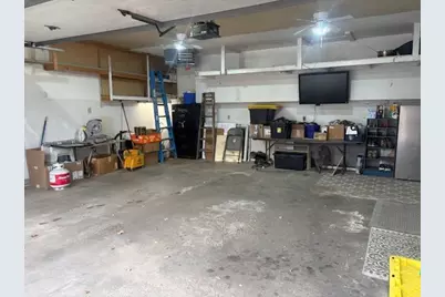 9311 Thomas Avenue N, Brooklyn Park, MN 55444 - Photo 43