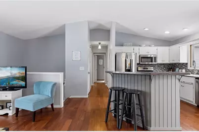 9311 Thomas Avenue N, Brooklyn Park, MN 55444 - Photo 9