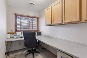 9311 Thomas Ave N, Brooklyn Park, MN 55444 - Photo 29