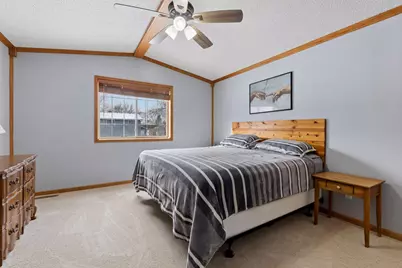 9311 Thomas Avenue N, Brooklyn Park, MN 55444 - Photo 13