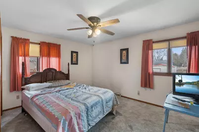 431 Skillman Avenue E, Maplewood, MN 55117 - Photo 9