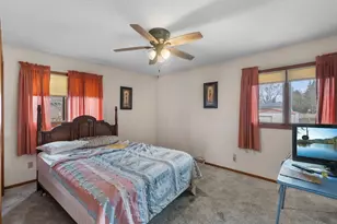 431 Skillman Ave E, Maplewood, MN 55117 - Photo 9