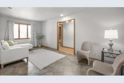 1300 Harbor Lane N, Plymouth, MN 55447 - Photo 5