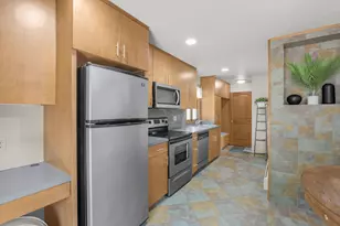 1300 Harbor Ln N, Plymouth, MN 55447 - Photo 9