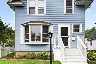 1033 Armstrong Ave, Saint Paul, MN 55102 - Photo 1