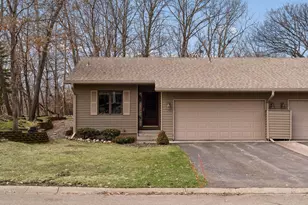 5301 Yorktown Ln N, Plymouth, MN 55442 - Photo 1