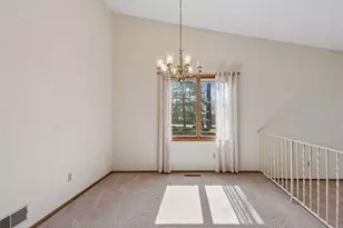 5301 Yorktown Ln N, Plymouth, MN 55442 - Photo 15