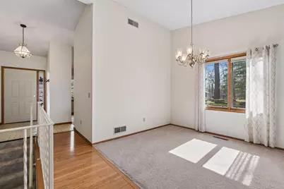 5301 Yorktown Lane N, Plymouth, MN 55442 - Photo 13