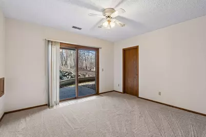 5301 Yorktown Lane N, Plymouth, MN 55442 - Photo 37