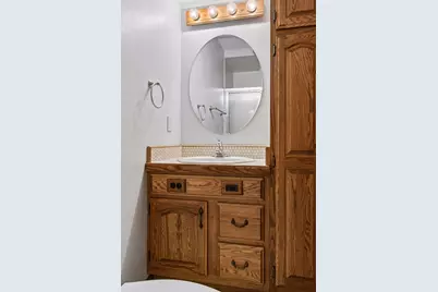 5301 Yorktown Lane N, Plymouth, MN 55442 - Photo 39