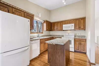 5301 Yorktown Lane N, Plymouth, MN 55442 - Photo 11