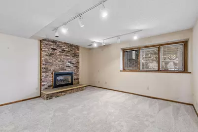 5301 Yorktown Lane N, Plymouth, MN 55442 - Photo 29