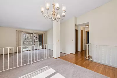 5301 Yorktown Lane N, Plymouth, MN 55442 - Photo 15